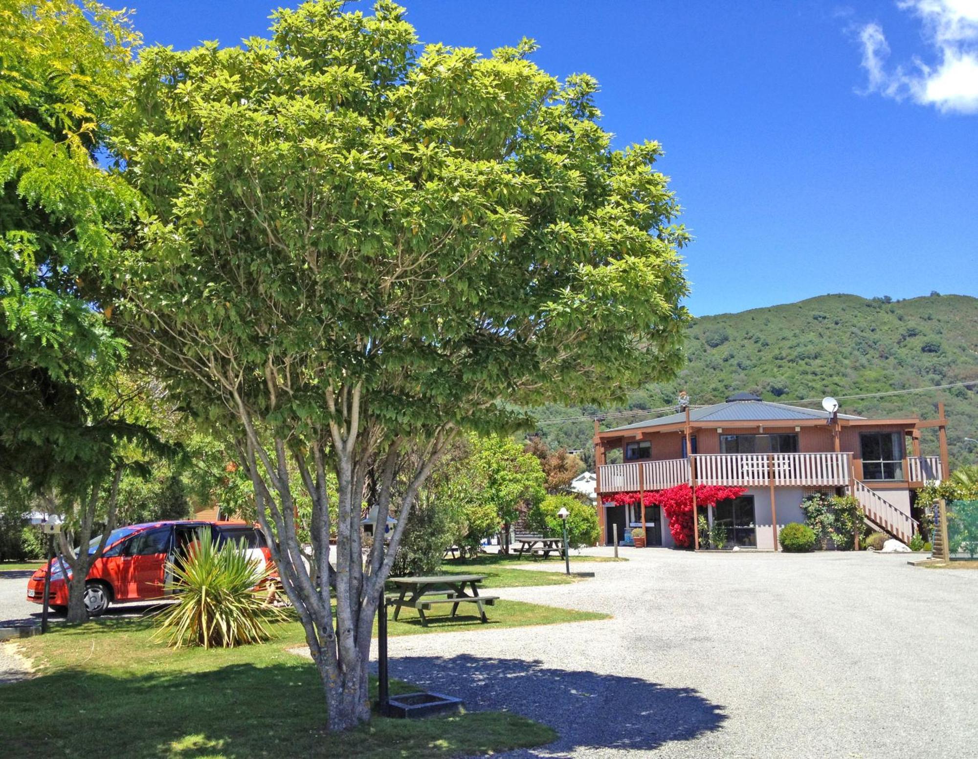 Picton Campervan Park المظهر الخارجي الصورة